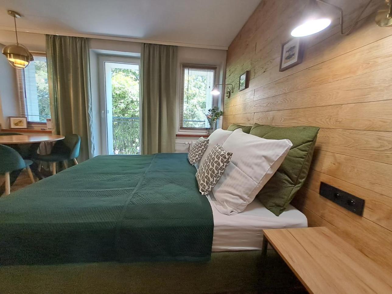 Dk Apartamenty Hotelove 기지크코 외부 사진