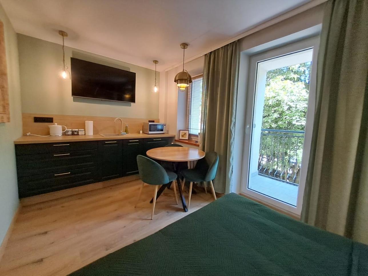 Dk Apartamenty Hotelove 기지크코 외부 사진