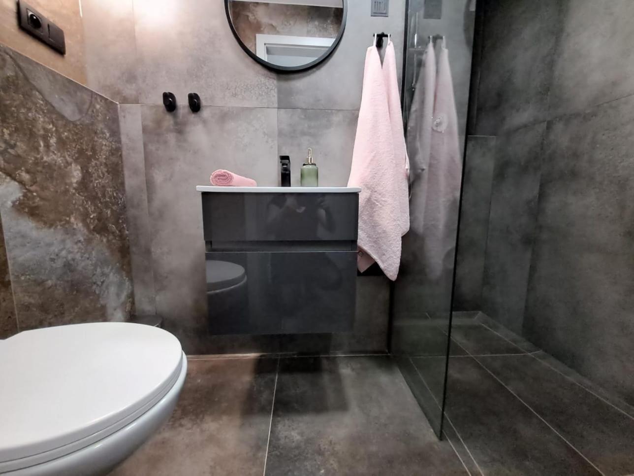 Dk Apartamenty Hotelove 기지크코 외부 사진